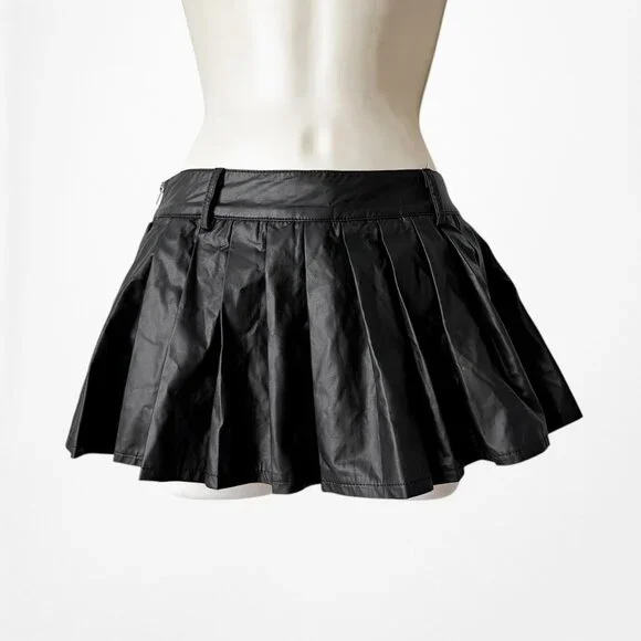 Lioness Black Faux Leather Micro Mini Pleated Skater Skirt Skort Size XS - Picture 3 of 6
